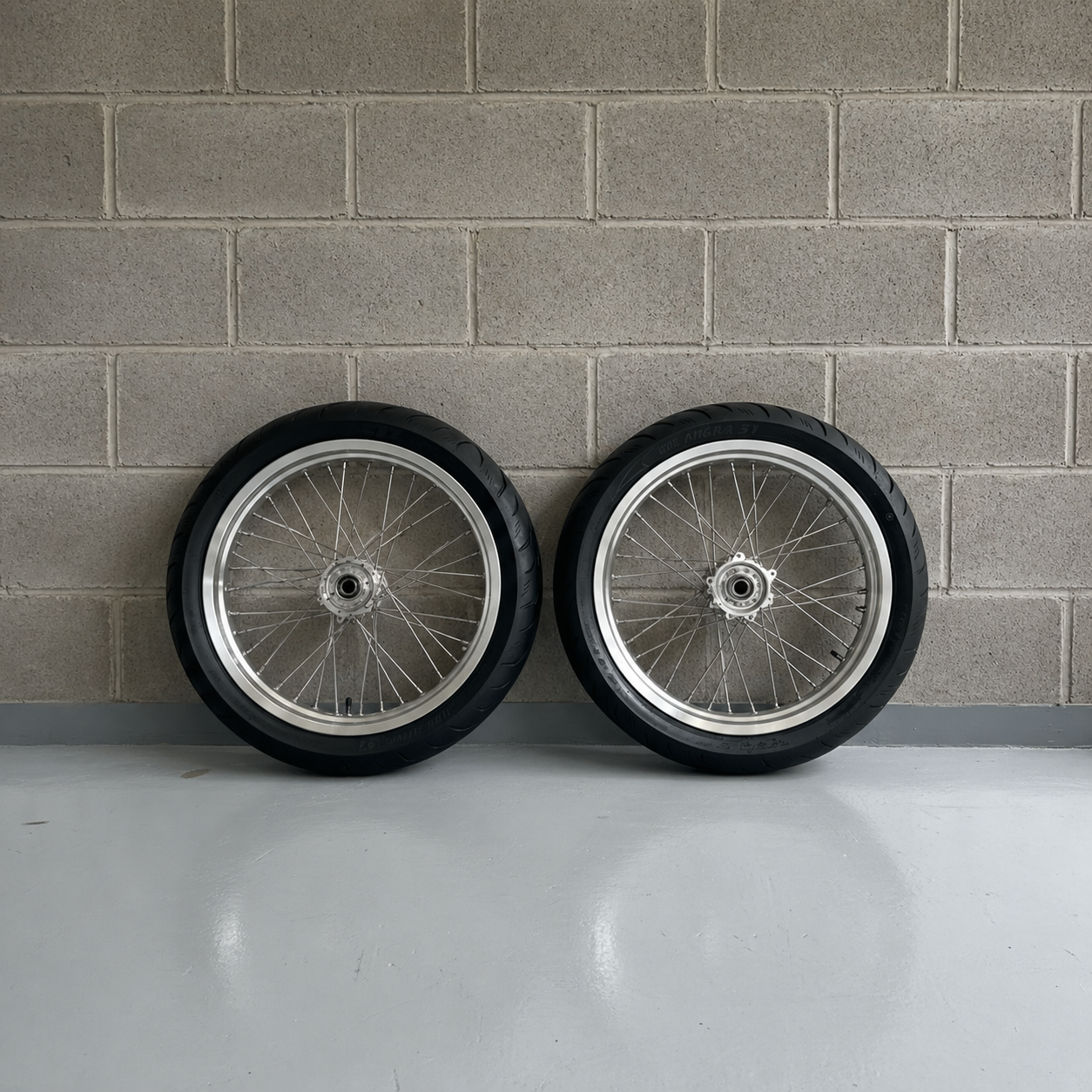 Chrome Ultra Bee Supermoto Kit