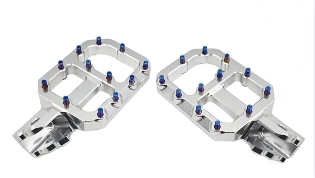 Chrome Wide Pegs (PreOrder)